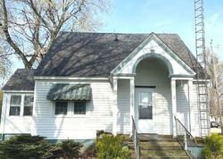 Bank Foreclosures in VAN ORIN, IL