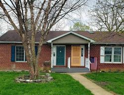 Bank Foreclosures in MAUGANSVILLE, MD