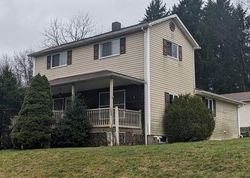 Bank Foreclosures in DILLINER, PA