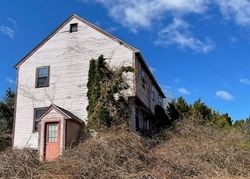 Bank Foreclosures in SUTTON, MA