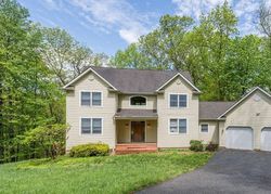 Bank Foreclosures in WHITE HALL, MD