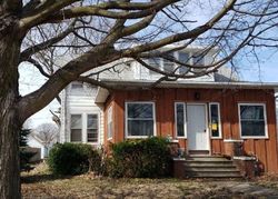 Bank Foreclosures in FLANAGAN, IL