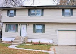 Bank Foreclosures in BURBANK, IL