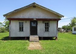 Bank Foreclosures in VILLE PLATTE, LA