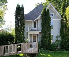 Bank Foreclosures in CHARLES CITY, IA