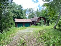 Bank Foreclosures in BARTON, VT