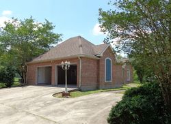 Bank Foreclosures in ABBEVILLE, LA