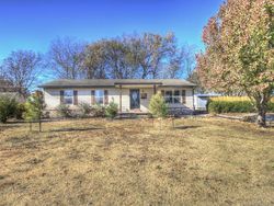 Bank Foreclosures in PRYOR, OK