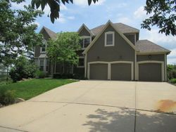 Bank Foreclosures in OVERLAND PARK, KS