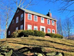 Bank Foreclosures in PAWLING, NY