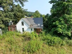 Bank Foreclosures in PAOLI, IN