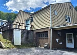 Bank Foreclosures in BLUEFIELD, WV