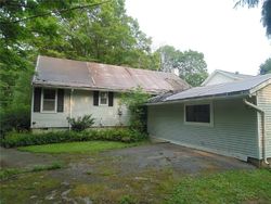 Bank Foreclosures in LE ROY, NY