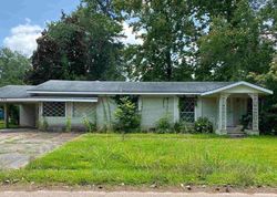 Bank Foreclosures in JONESBORO, LA