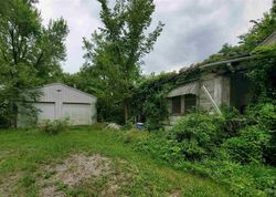 Bank Foreclosures in MONTROSE, MO