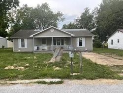 Bank Foreclosures in SEYMOUR, MO