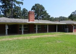 Bank Foreclosures in COUSHATTA, LA