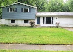 Bank Foreclosures in COMMERCE TOWNSHIP, MI