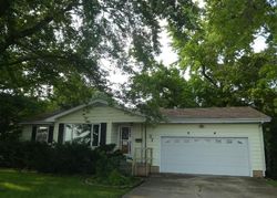 Bank Foreclosures in CHATHAM, IL