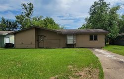 Bank Foreclosures in HITCHCOCK, TX