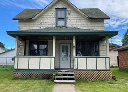 Bank Foreclosures in IRON RIVER, MI