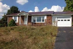 Bank Foreclosures in CLINTWOOD, VA