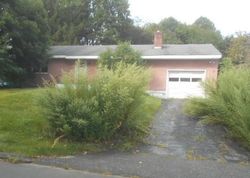 Bank Foreclosures in NEW FAIRFIELD, CT