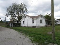 Bank Foreclosures in BARBOURVILLE, KY