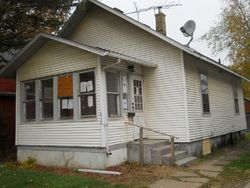 Bank Foreclosures in STERLING, IL