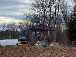 Bank Foreclosures in FARMINGTON, NH