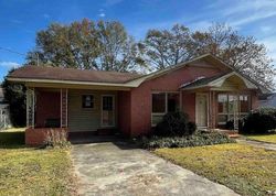 Bank Foreclosures in CLANTON, AL