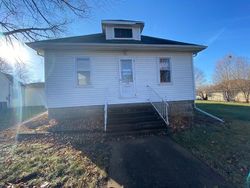 Bank Foreclosures in ELDORA, IA