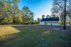 Bank Foreclosures in ANDREWS, SC