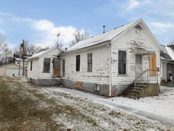 Bank Foreclosures in MARENGO, IA