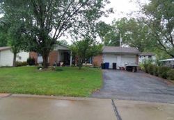 Bank Foreclosures in FENTON, MO