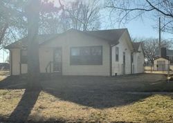 Bank Foreclosures in UDALL, KS