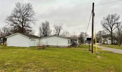 Bank Foreclosures in KINMUNDY, IL