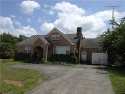 Bank Foreclosures in BOLIVAR, TN