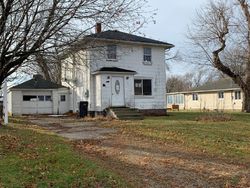 Bank Foreclosures in ELLENDALE, MN