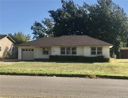 Bank Foreclosures in HOBART, OK