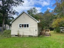 Bank Foreclosures in CHARLTON, MA