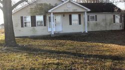 Bank Foreclosures in CARLYLE, IL