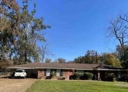 Bank Foreclosures in FERRIDAY, LA