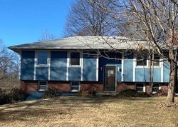 Bank Foreclosures in LEAVENWORTH, KS