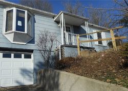 Bank Foreclosures in WEST LIBERTY, WV