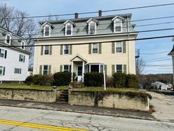 Bank Foreclosures in LINCOLN, RI