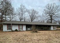 Bank Foreclosures in OAK GROVE, LA