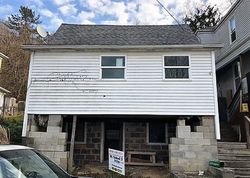 Bank Foreclosures in MCMECHEN, WV