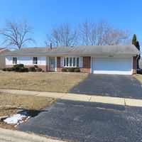 Bank Foreclosures in HANOVER PARK, IL