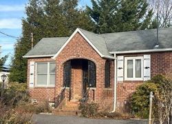 Bank Foreclosures in COPIAGUE, NY